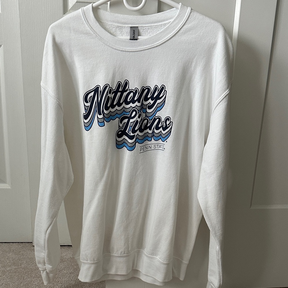 💙4/$20💙 White Penn State sweatshirt
